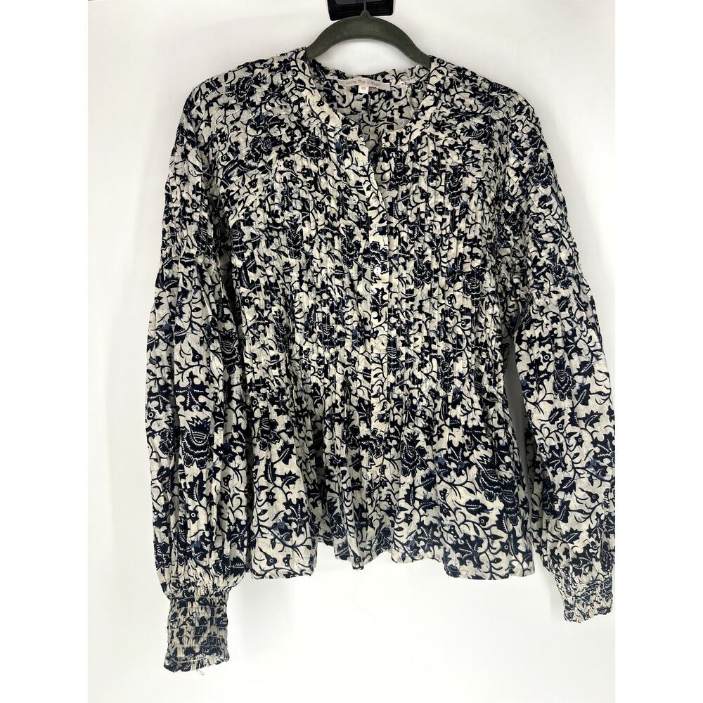 Love the label puff sleeve blue blouse